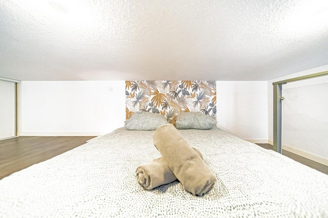 Studio Dumas-Charmant 2 Pers-Metro Valmy Apartment ลียง ภายนอก รูปภาพ